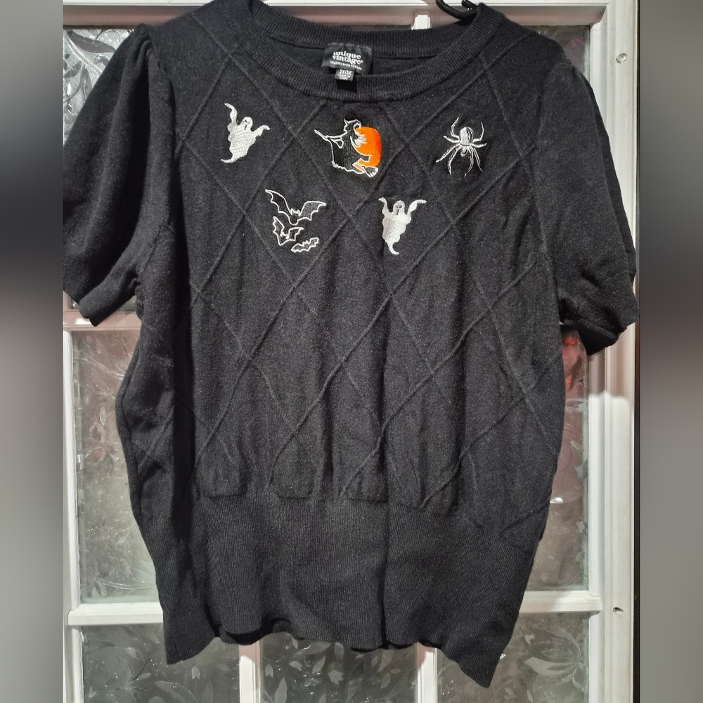 Unique Vintage Black Sweater with Halloween Motifs